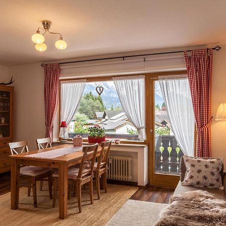Ferienwohnung Bergblick Garmisch-Partenkirchen Luaran gambar