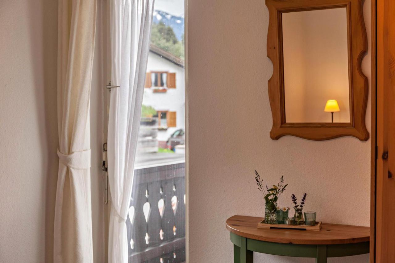 Ferienwohnung Bergblick Garmisch-Partenkirchen Luaran gambar